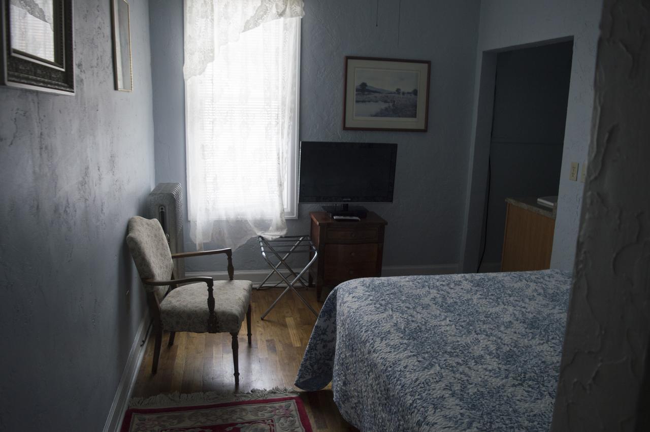 La Plaza Historic Hotel & Restaurant Walsenburg Bilik gambar